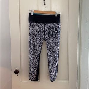 Lululemon Soulcycle NY Capri leggings